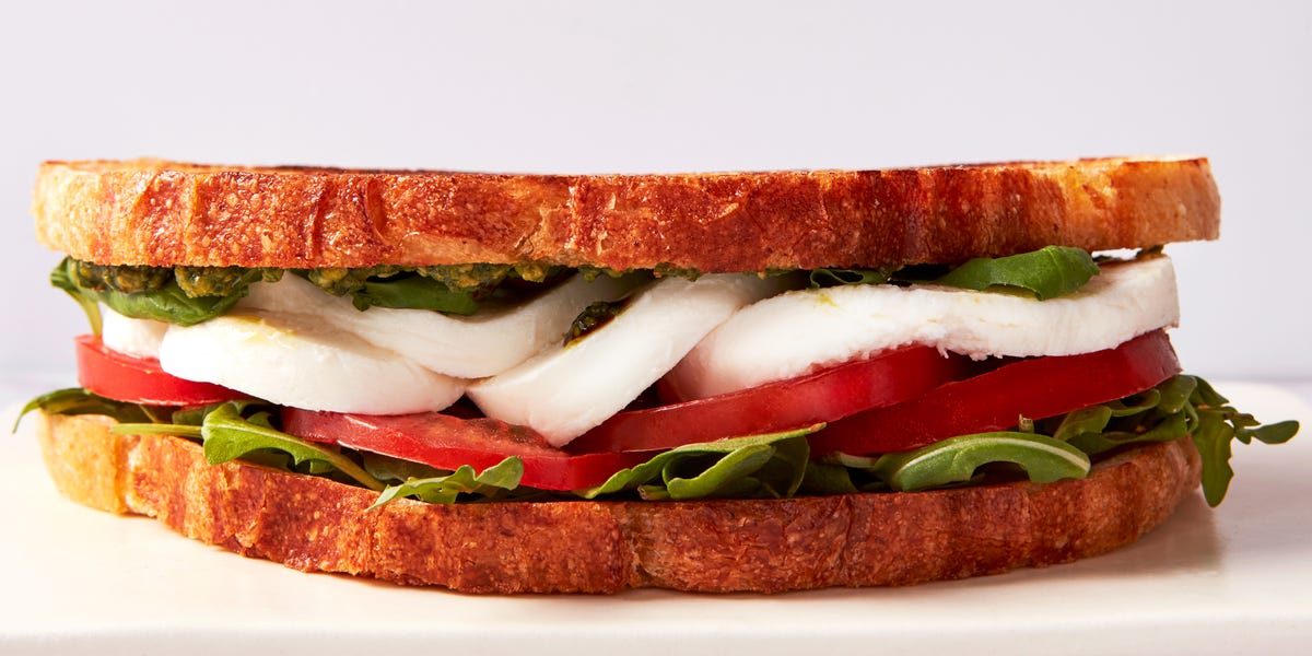 Easy Summer Caprese Sandwich: Quick Fresh Lunch Ideas